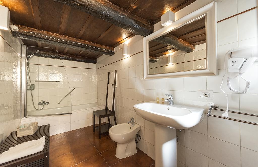 تاركوينيا B&B I Tre Camini الغرفة الصورة